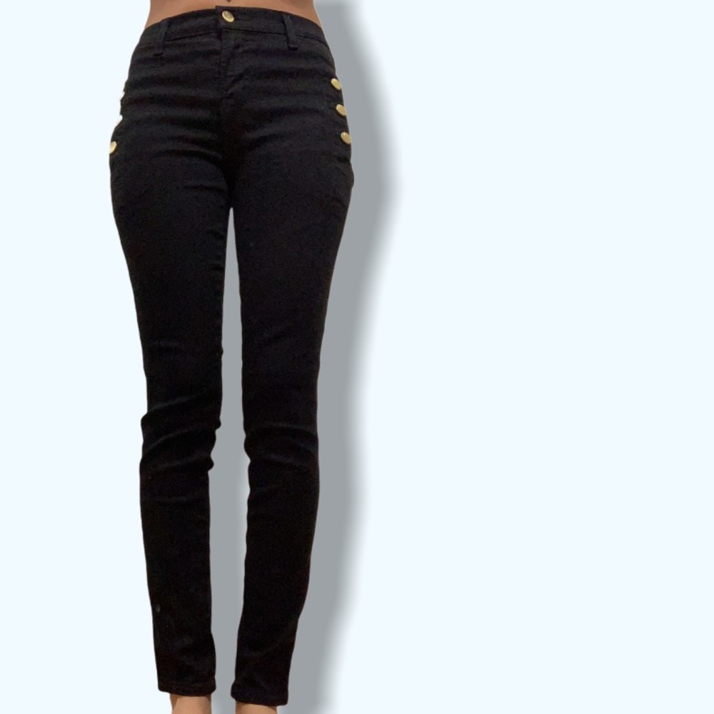 Gold button Jbrand